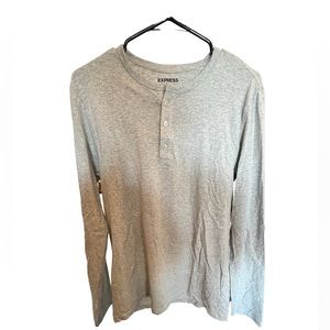 Express Men’s long sleeve shirt in grey. Nice material. Feels comfortable.